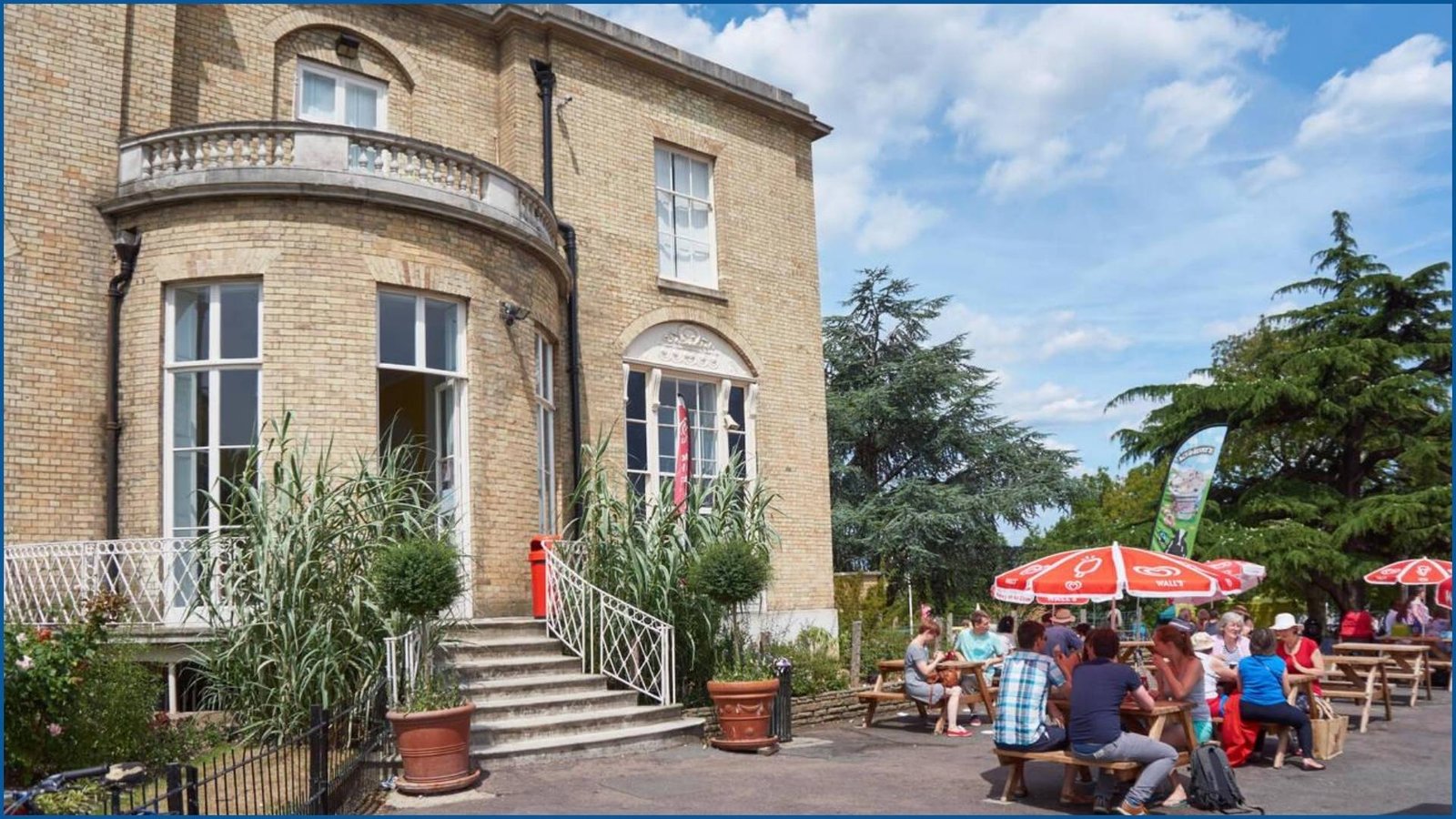 Outdoor seating area at Brockwell Hall Café in Brockwell Park