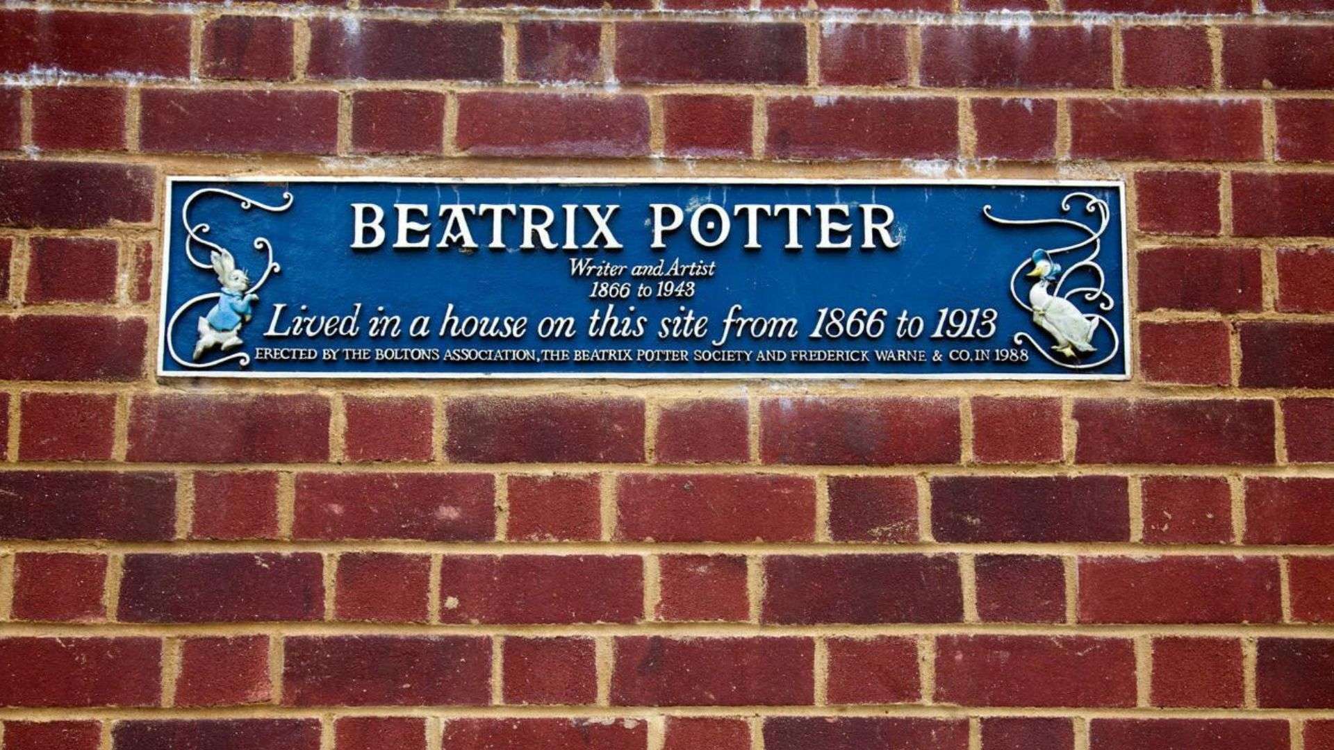 Beatrix Potter’s commemorative plaque at The Boltons, highlighting her residence from 1866 to 1913.